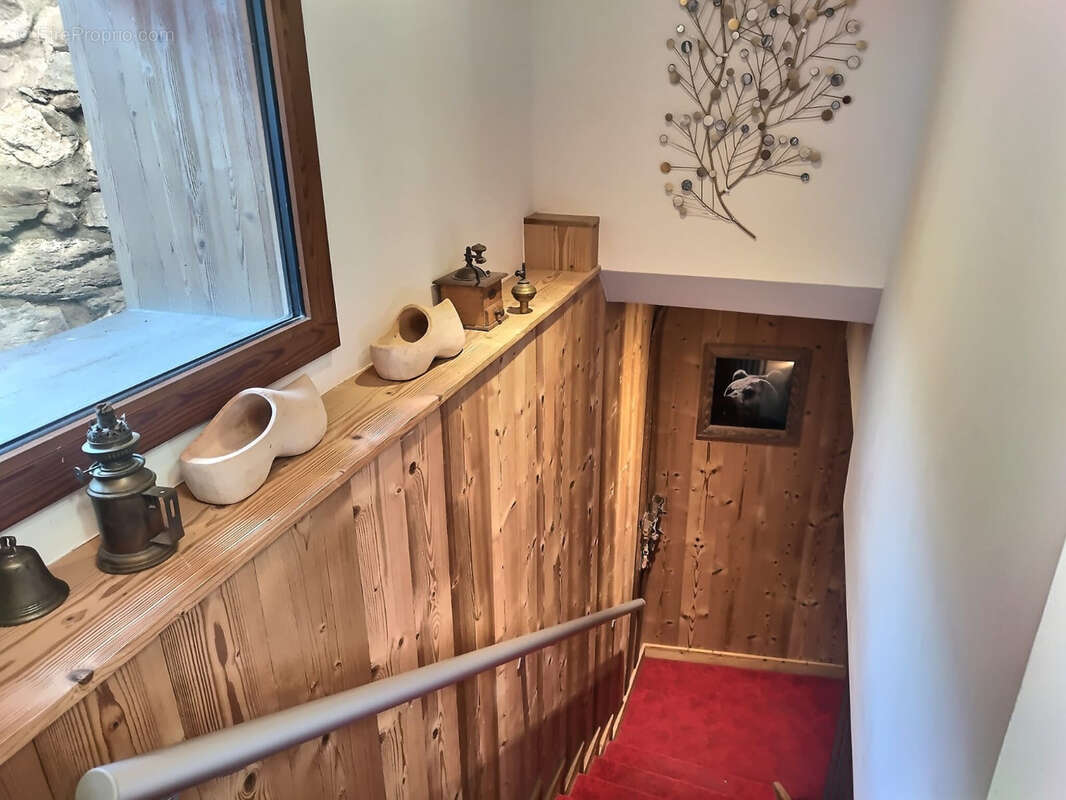 Maison à LES ALLUES