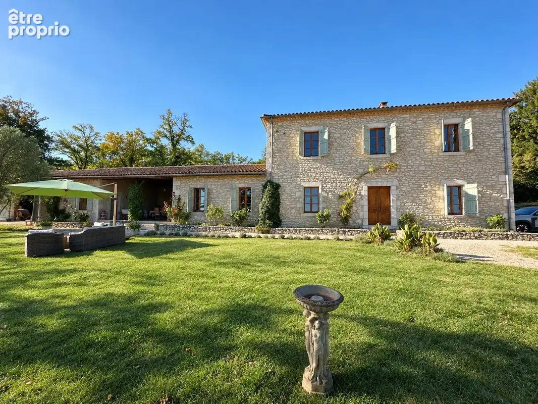 Maison 6 pièces 252 m² à vendre à Castera-Verduzan (32410) - photo 1