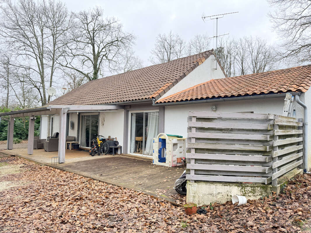 Maison à CHANCELADE