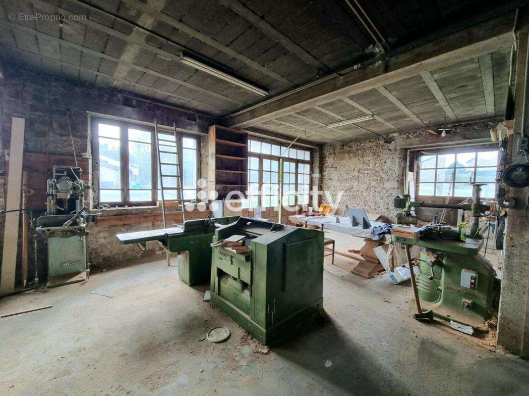 Maison à ALBARET-SAINTE-MARIE