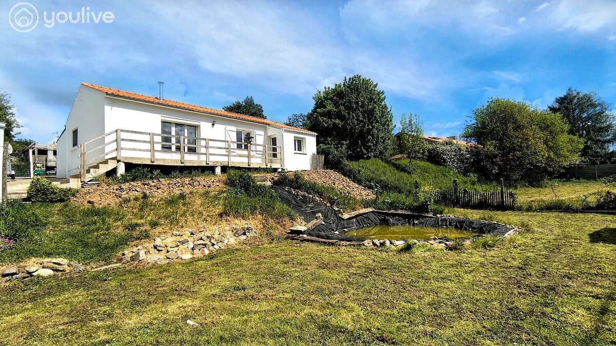 Maison à COMMEQUIERS