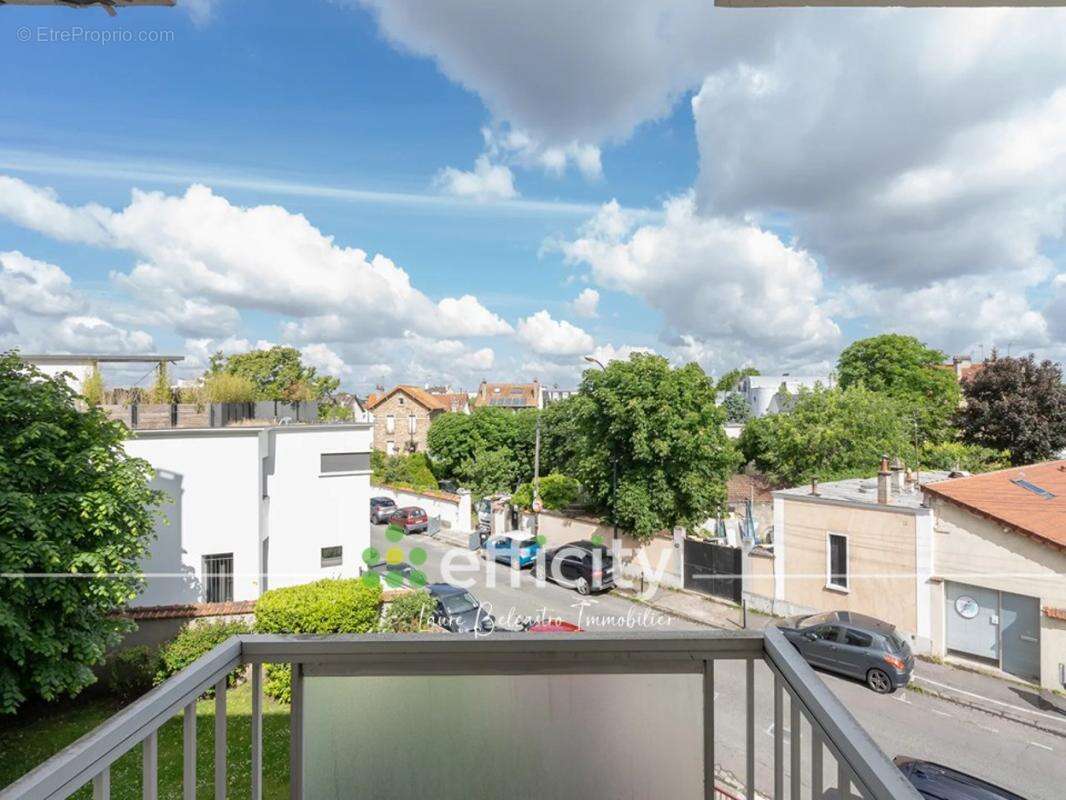 Appartement à SAINT-MAUR-DES-FOSSES