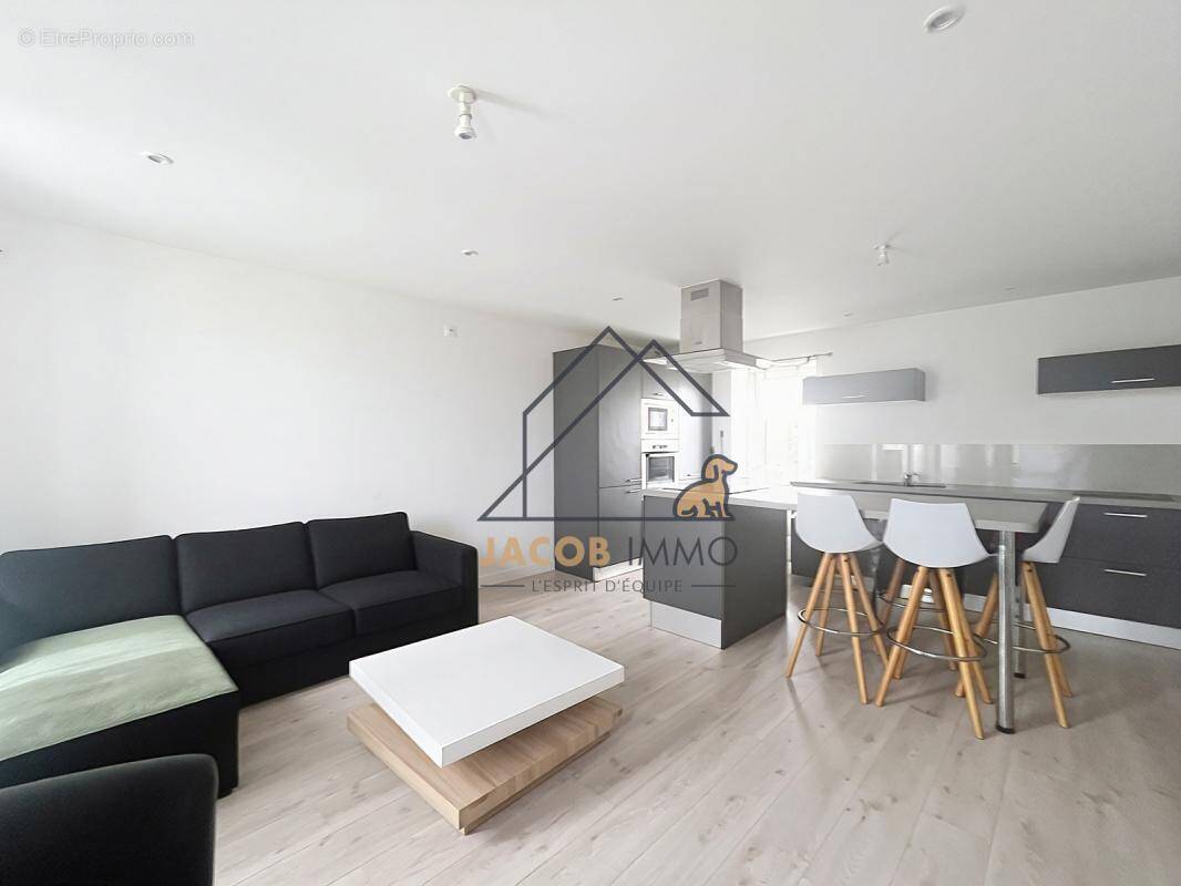 Appartement à GUIPRONVEL