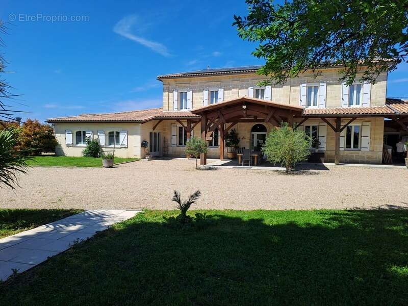 Maison à SAINT-ANDRE-DE-CUBZAC