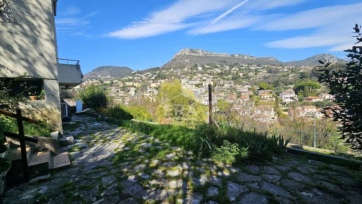 Appartement à VENCE