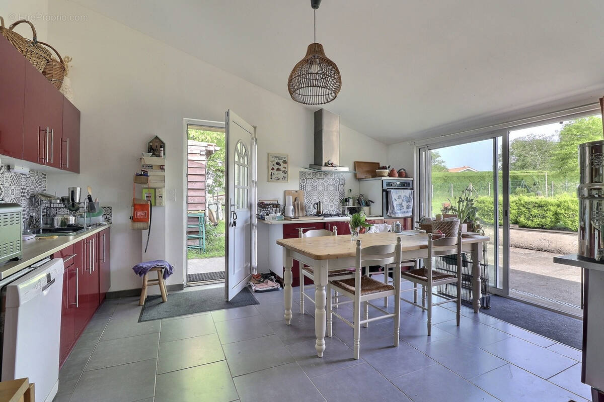 Maison à CEZAC