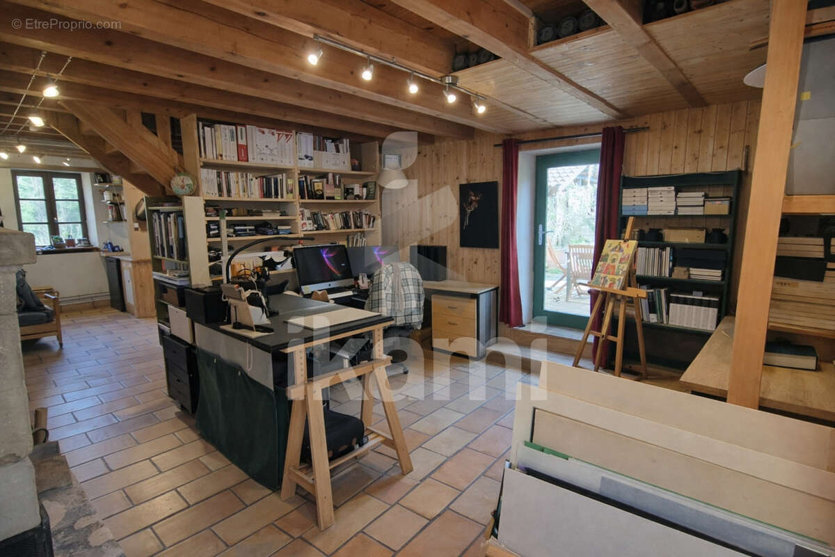 Maison à ROCHECHINARD