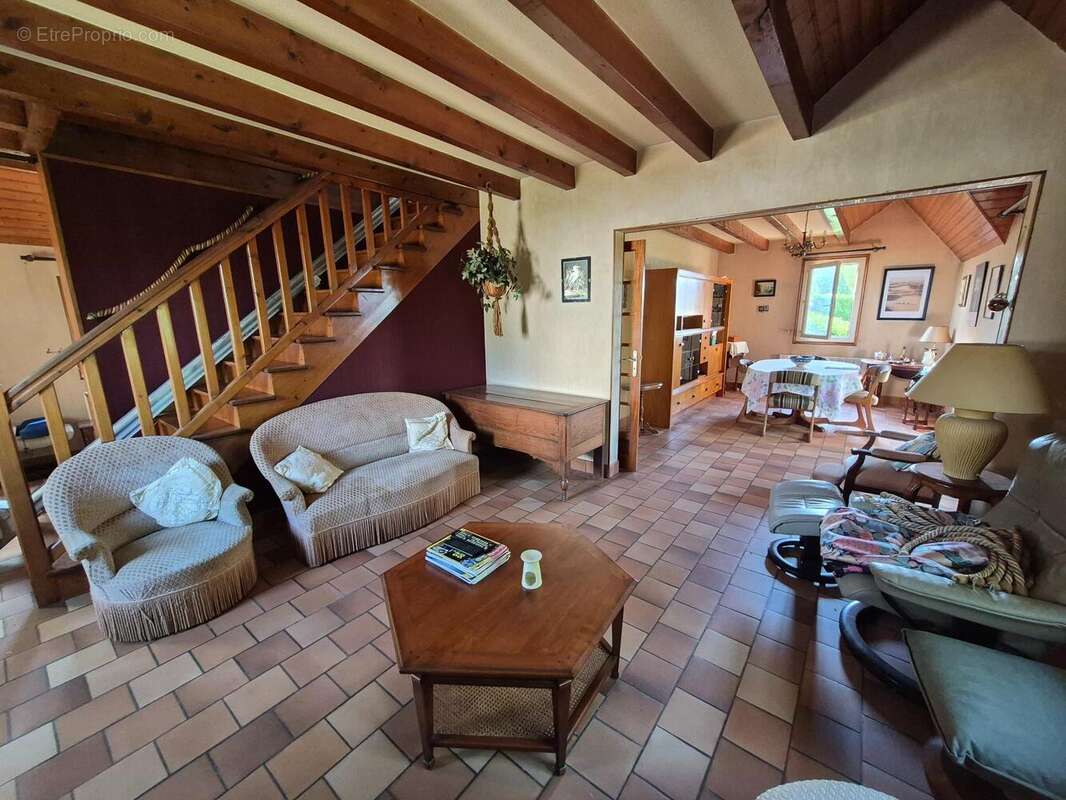 Maison 95 m² à Descartes  - photo 7