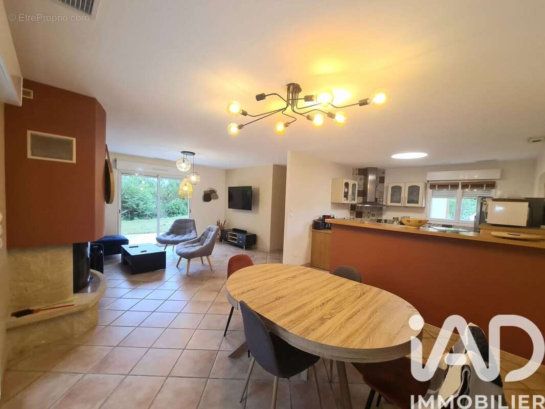 Maison 130 m² à Meauzac  - photo 3