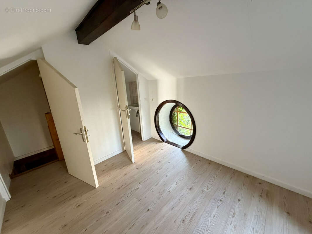 Vente jolie villa sur terrain de 602 m2 avec petite dépendance LUXEUIL LES BAINS - photo 33
