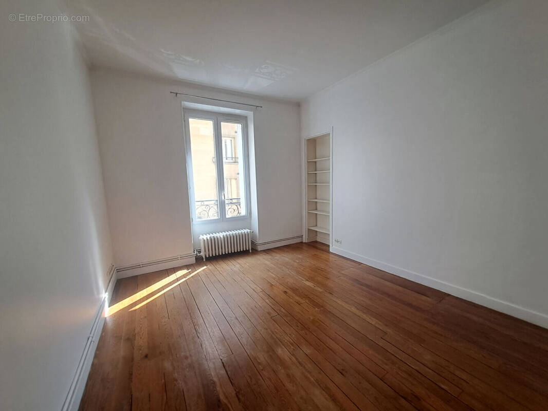 Appartement à MONTROUGE