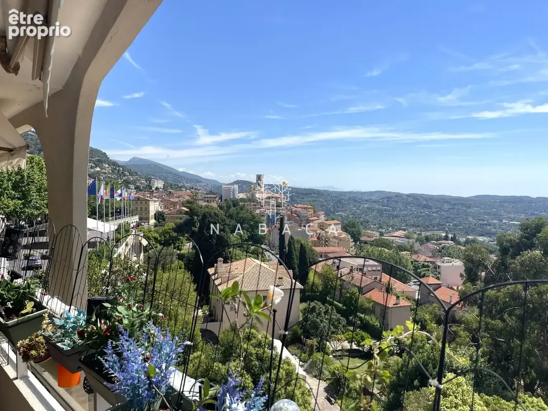 Appartement 73 m² à Grasse  - photo 7