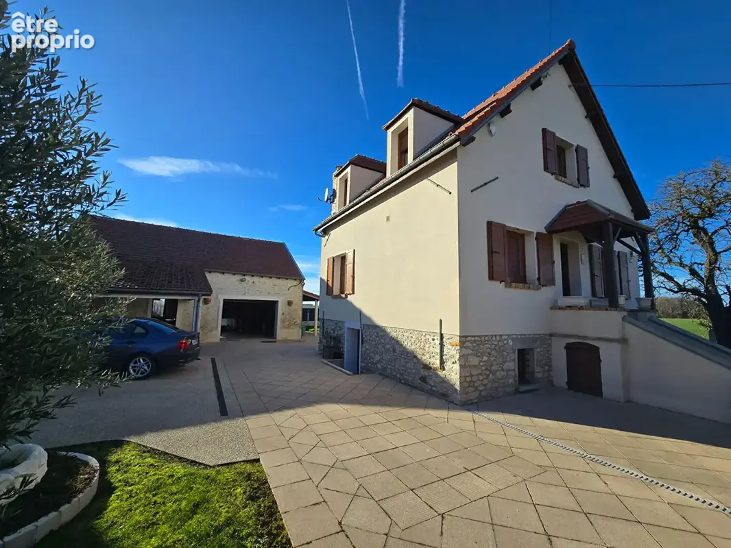 Photo Maison à Provins au prix de 214 000€