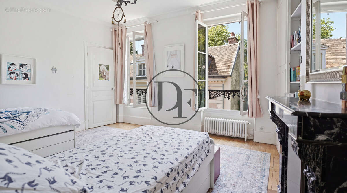 Appartement à FONTAINEBLEAU