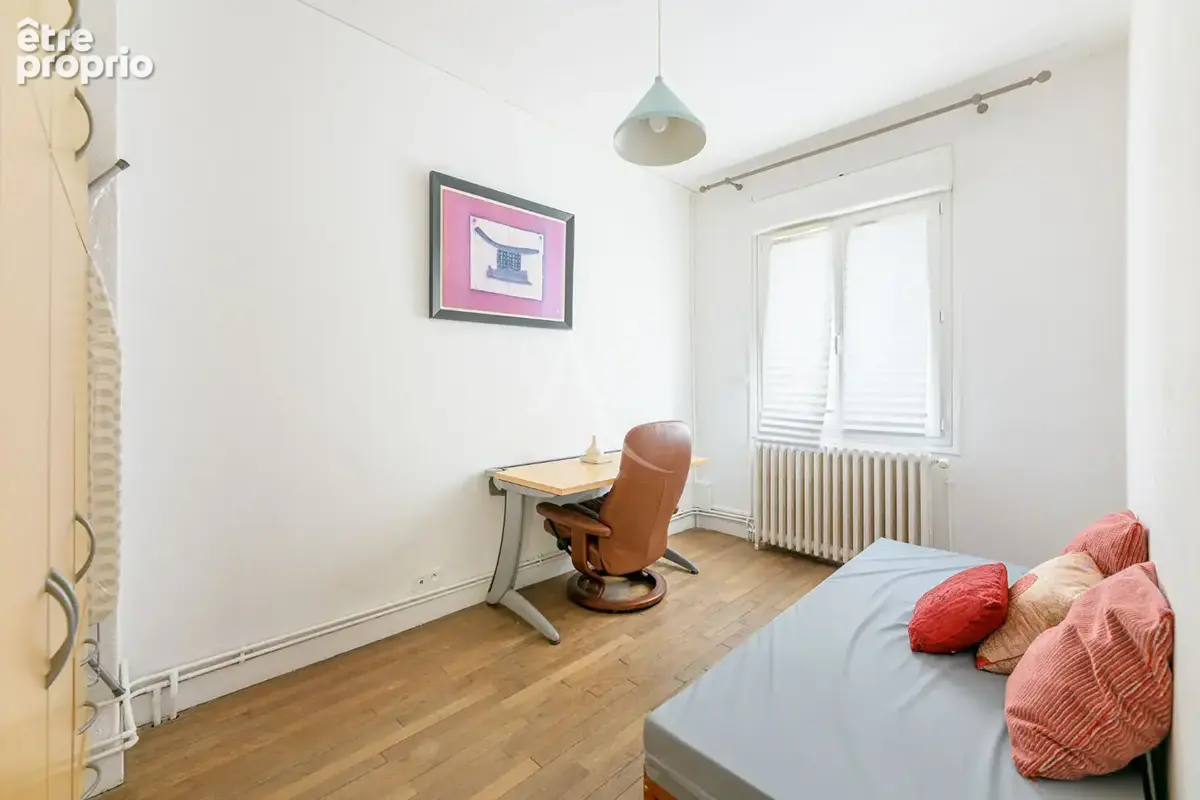 Tours La Fuye-Velpeau - Maison de Ville  115m2 - 2 box - Pas de jardin - photo 13
