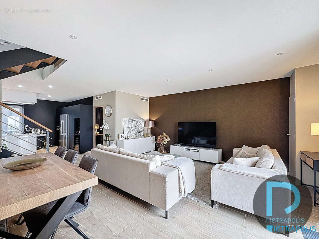 Appartement à CORCELLES-EN-BEAUJOLAIS