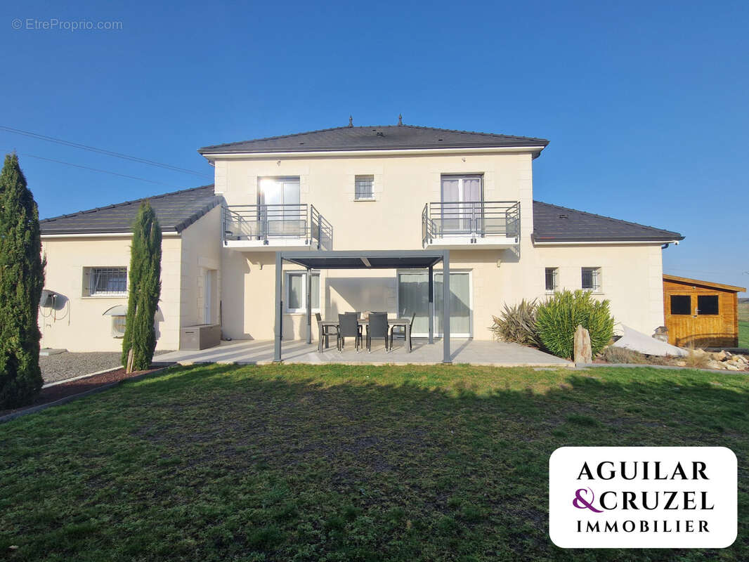 Maison à SAINT-DOULCHARD