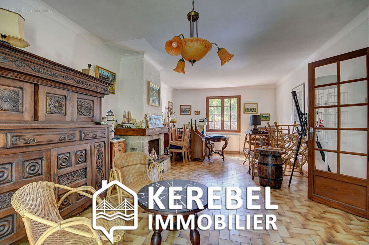 Maison à LOGONNA-DAOULAS