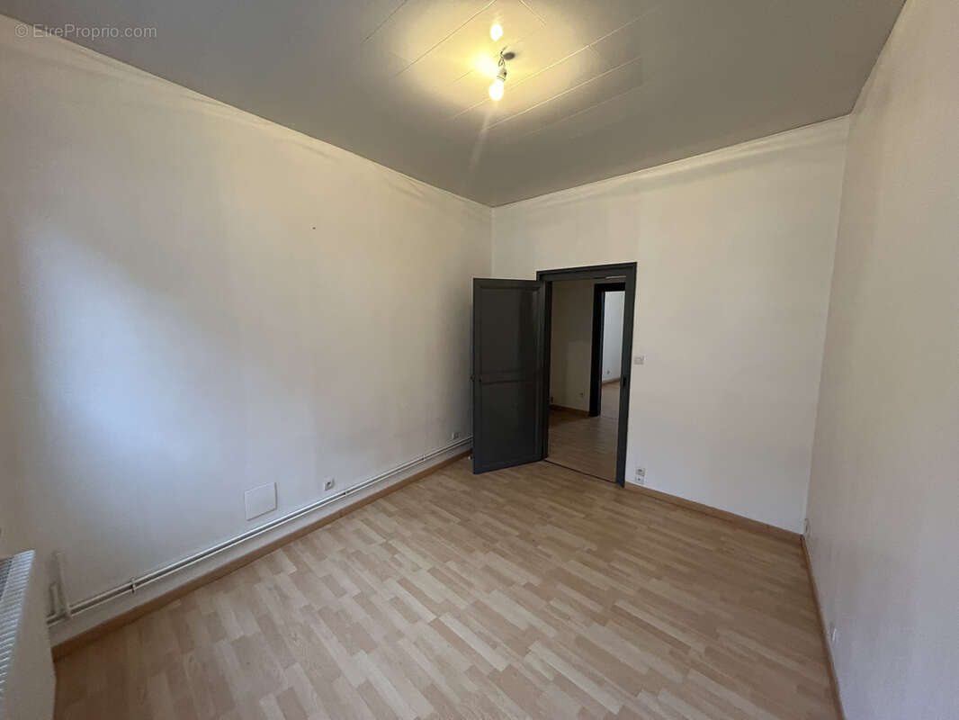 Maison à SAINT-AMAND-LES-EAUX