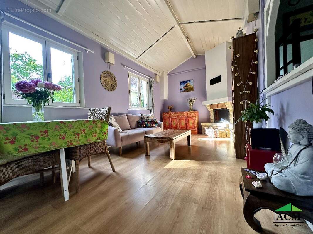 Maison à AUVERS-SUR-OISE