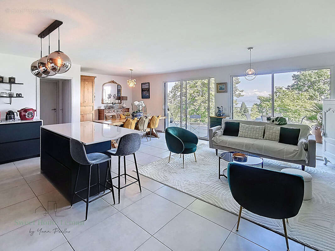 Appartement à EVIAN-LES-BAINS