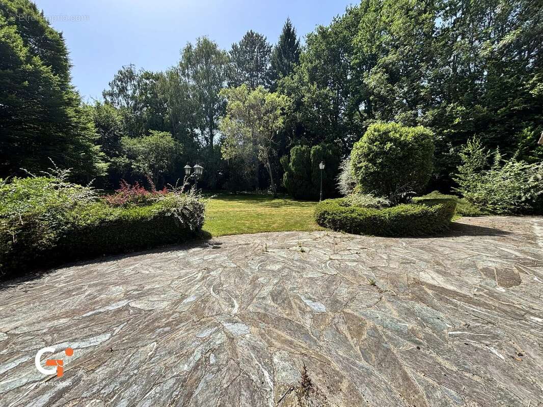 Charmant cottage de 210 m² à Bihorel - photo 17