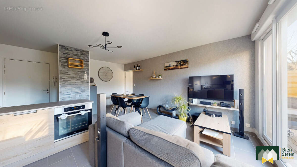 Appartement à LEVES