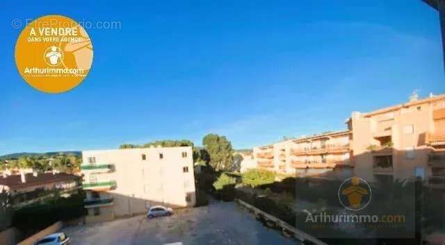 Appartement à BORMES-LES-MIMOSAS