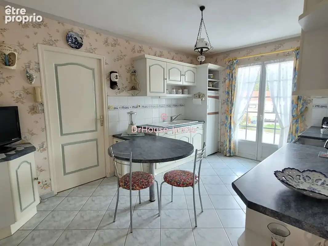 Maison 5 pièces 170 m² à vendre à Pont-De-Ruan (37260) - photo 3