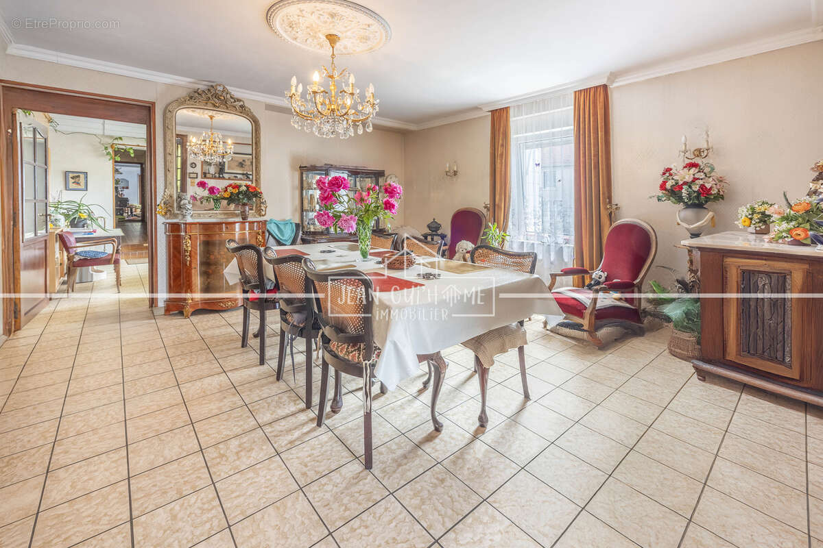 Maison à GRANDVILLERS