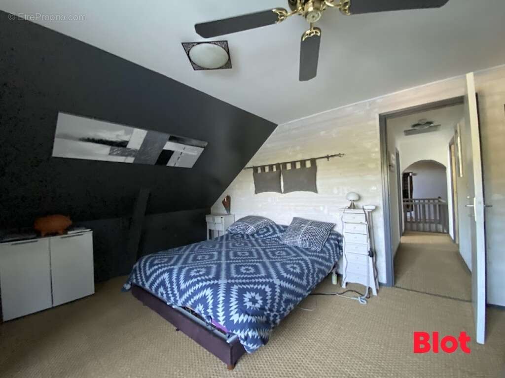 Maison à VERN-SUR-SEICHE