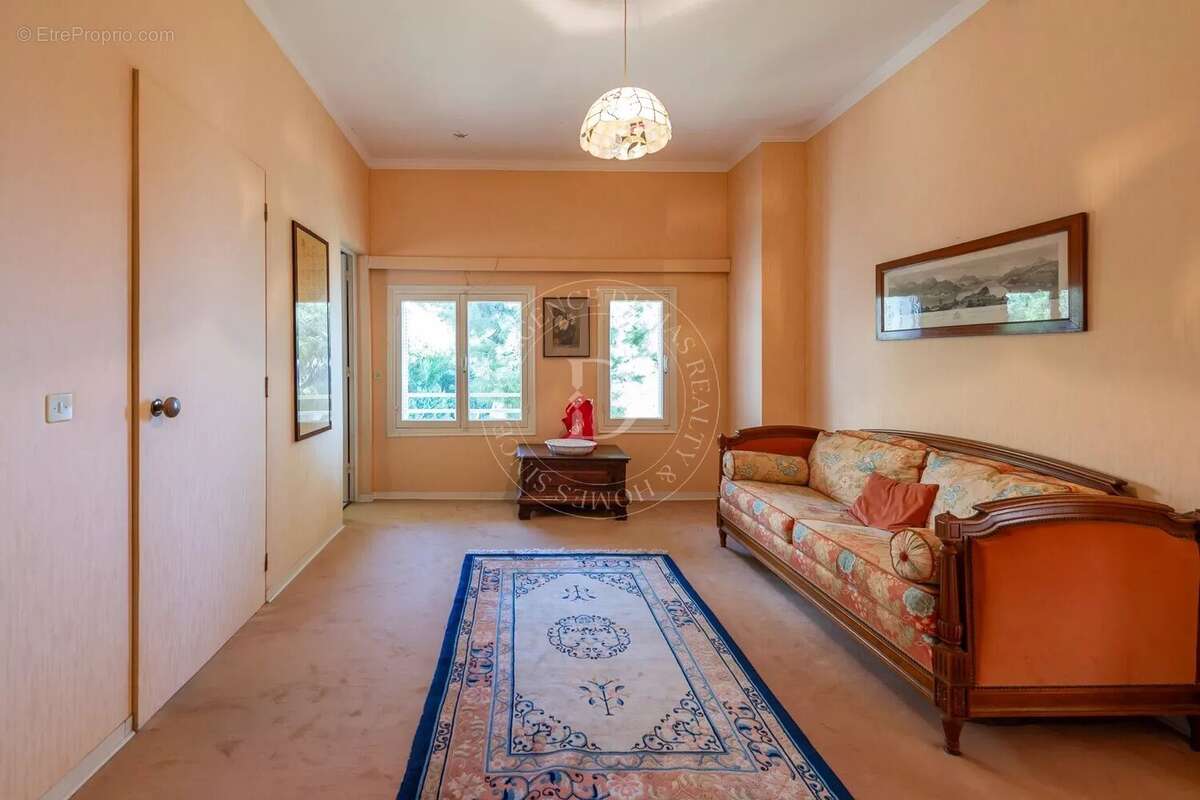 Appartement à BEAULIEU-SUR-MER