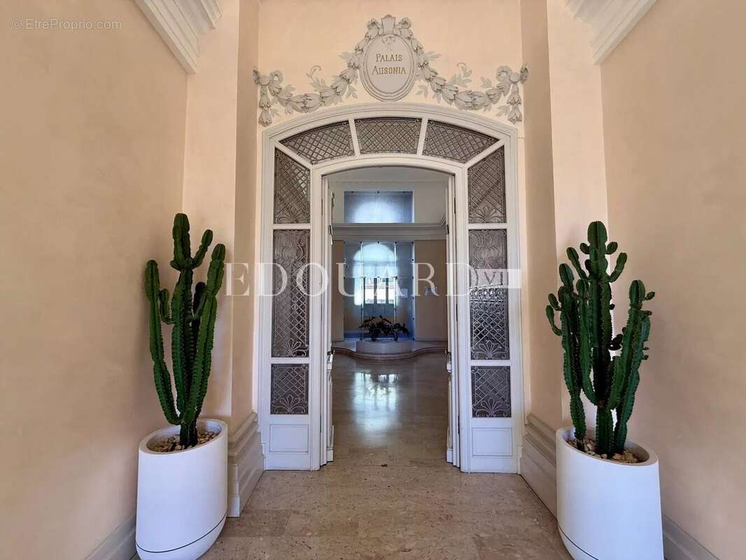 Appartement à MENTON