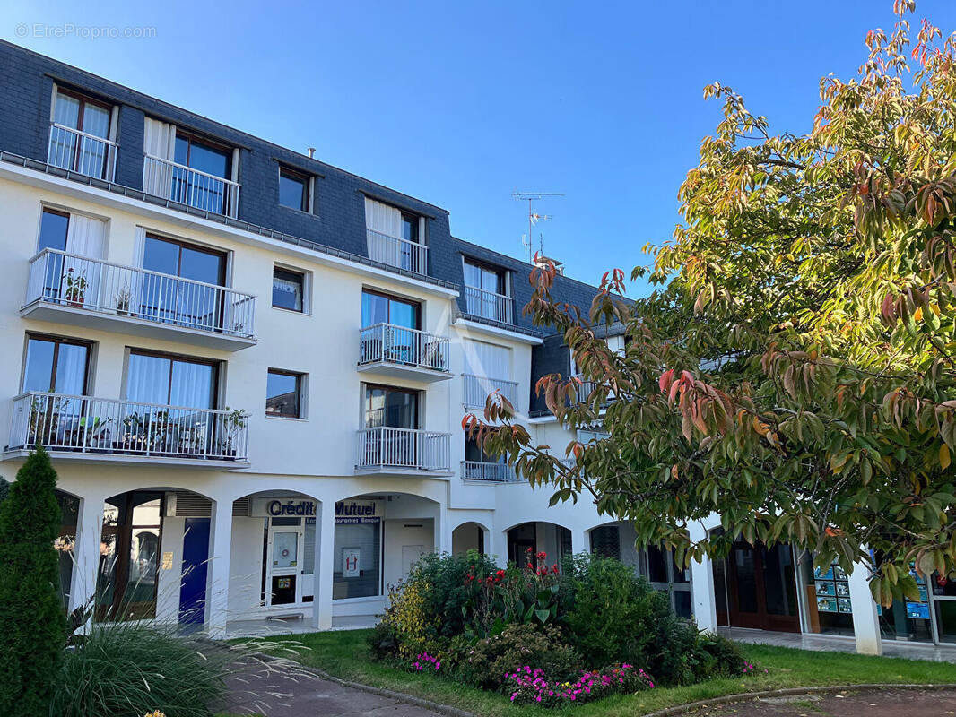 Appartement à BURES-SUR-YVETTE