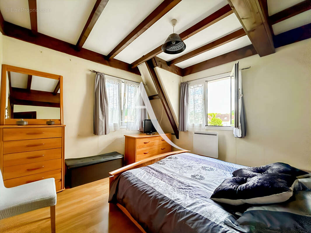 Maison à BOIS-D'ARCY