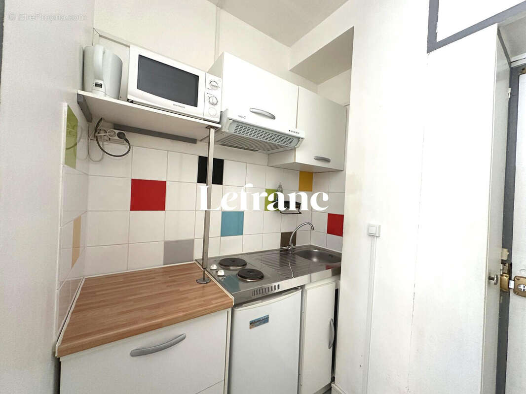 Appartement à PARIS-15E