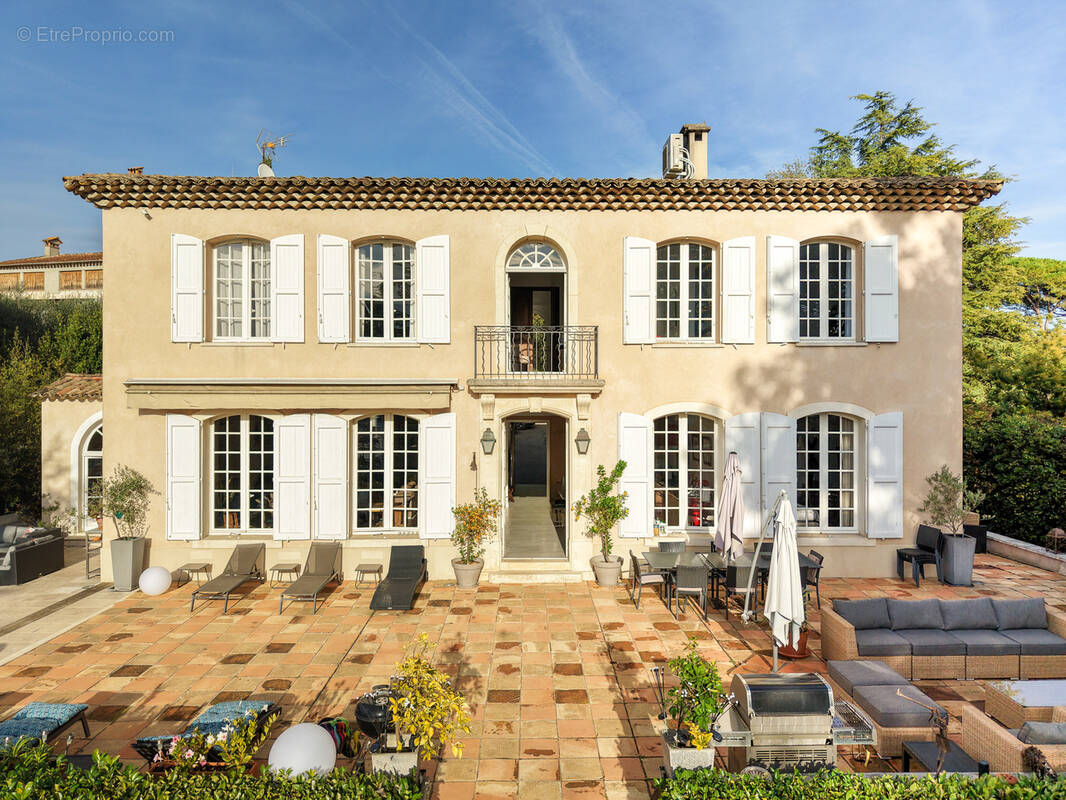 Maison à LA COLLE-SUR-LOUP