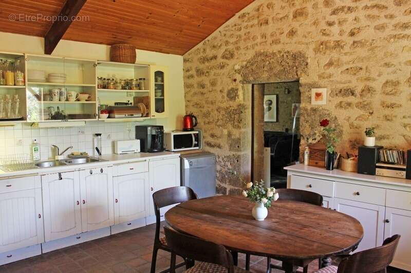 A vendre ARCAMBAL (46) Maison 6 pièces de 144m² habitables - Terrain 841m² - photo 9