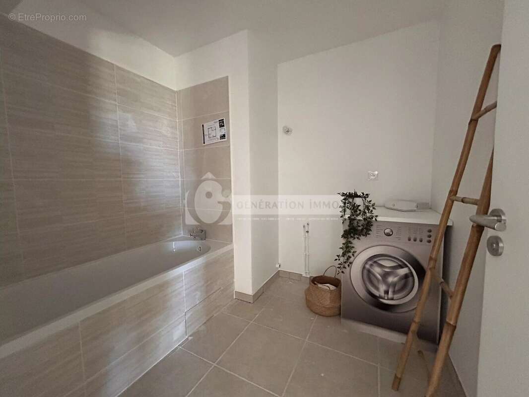 Appartement à ARLES