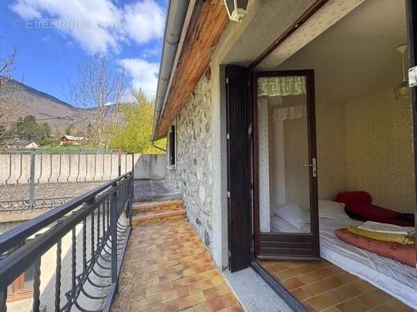 Maison à VALBONNAIS