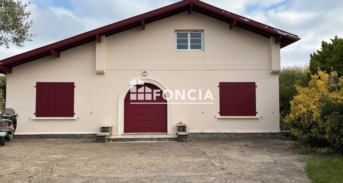 Maison à TARNOS