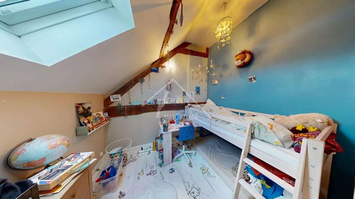 Maison à BELLERIVE-SUR-ALLIER