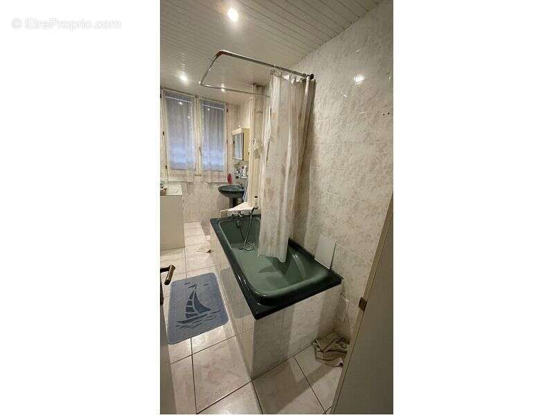 Appartement 70 m² à Sens  - photo 3