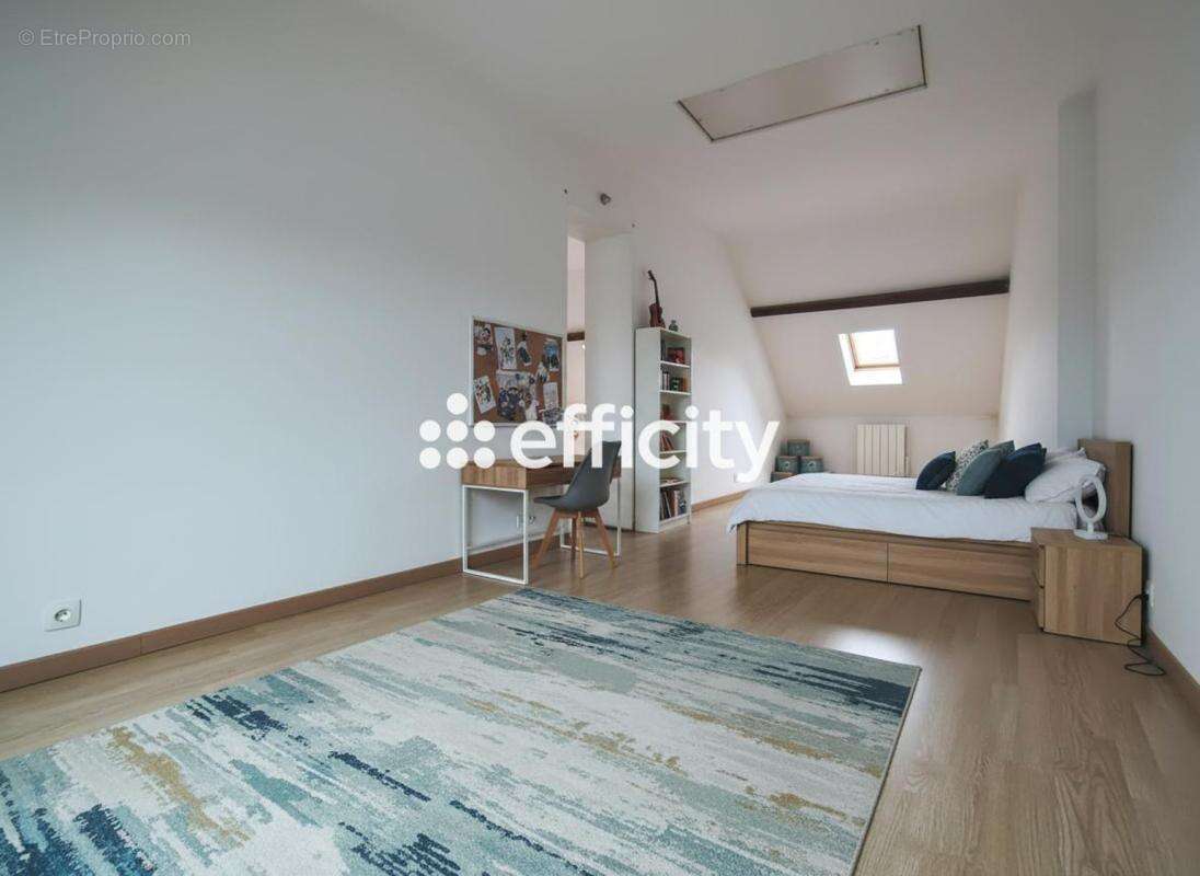 Maison 125 m² à Sin-Le-Noble  - photo 10