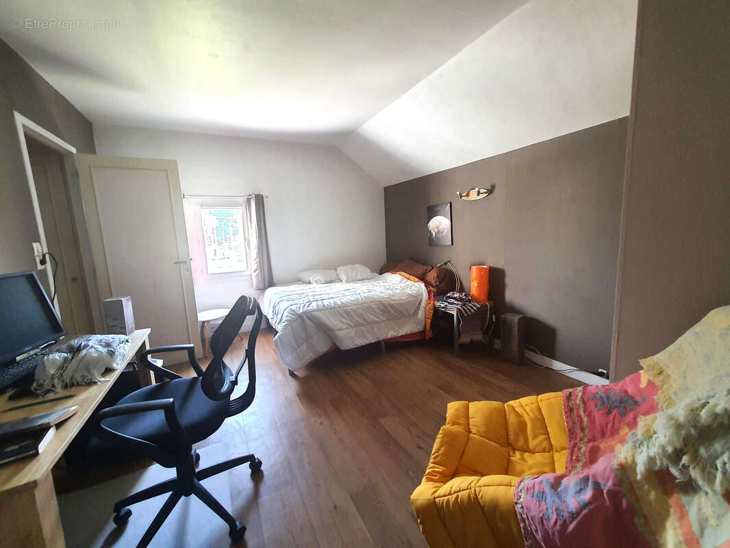 Maison à MONTLOUIS-SUR-LOIRE