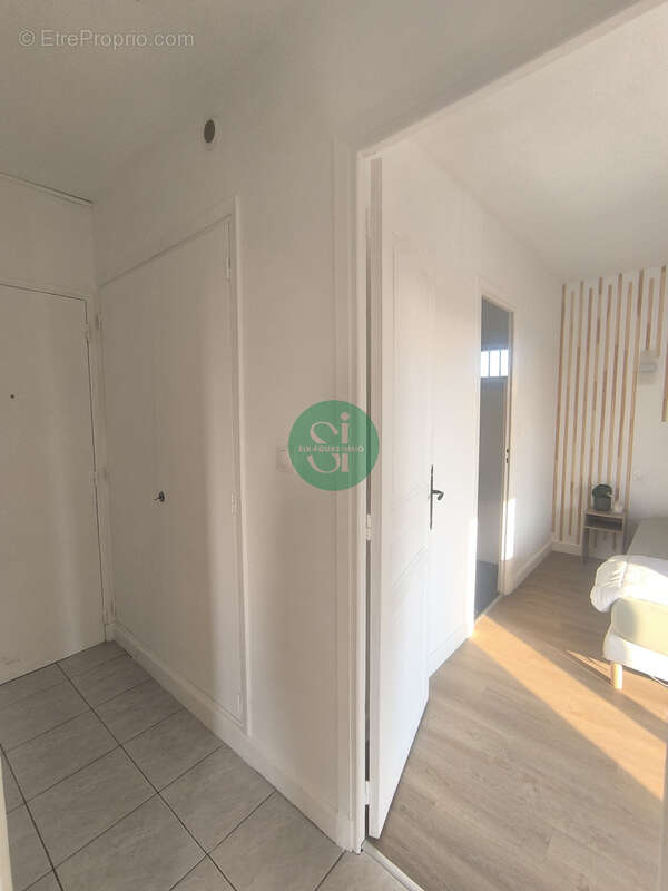 Appartement à SIX-FOURS-LES-PLAGES