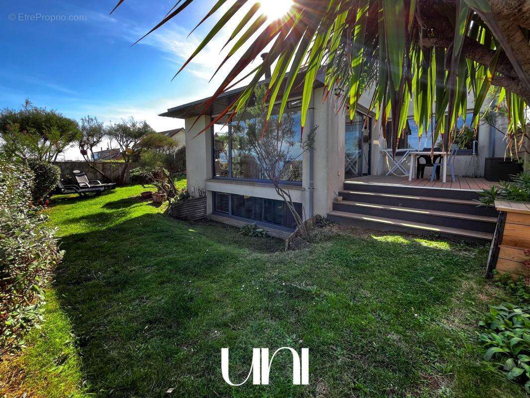 Maison à LUC-SUR-MER