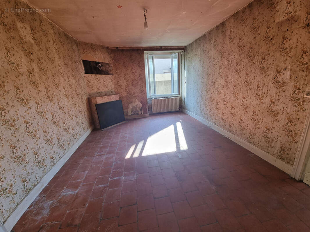 A vendre, PRECY, maison 2 chambres, jardin. - photo 3