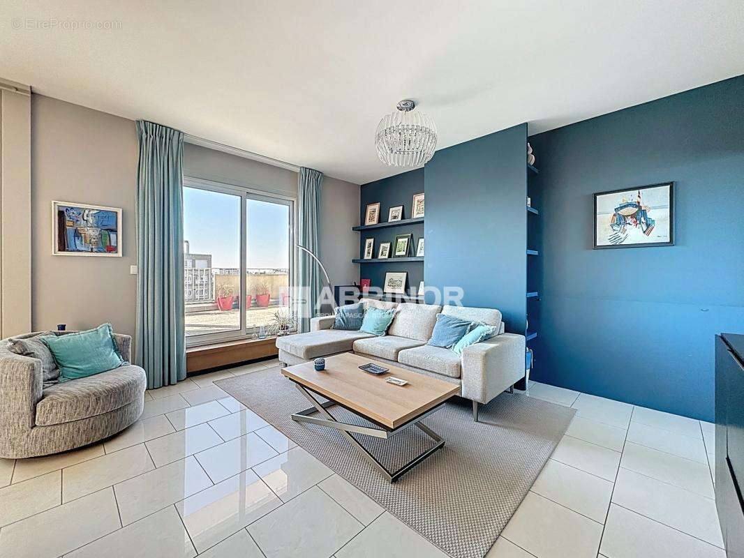 Dernier etage - duplex - 3 chambres, bureau - terrasse - garage 2 voitures- vue exceptionnelle - cave - photo 2
