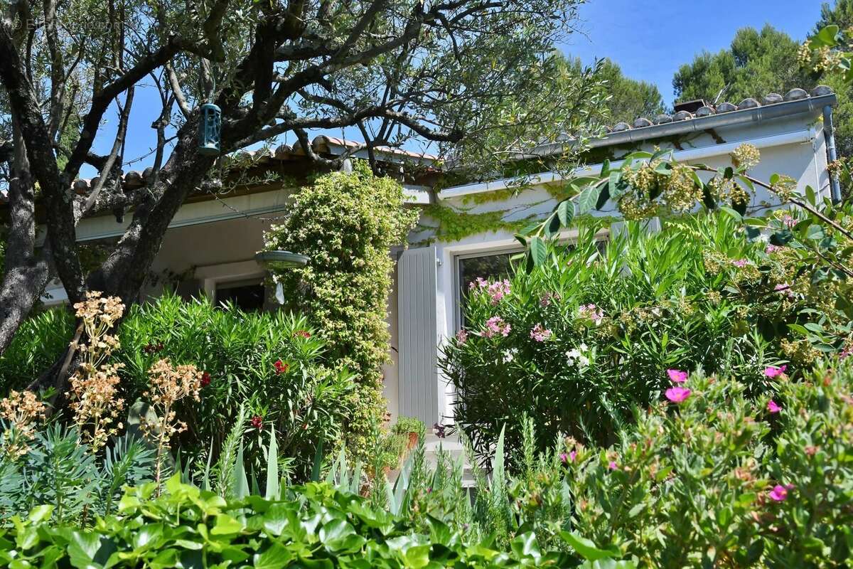 Maison à UZES